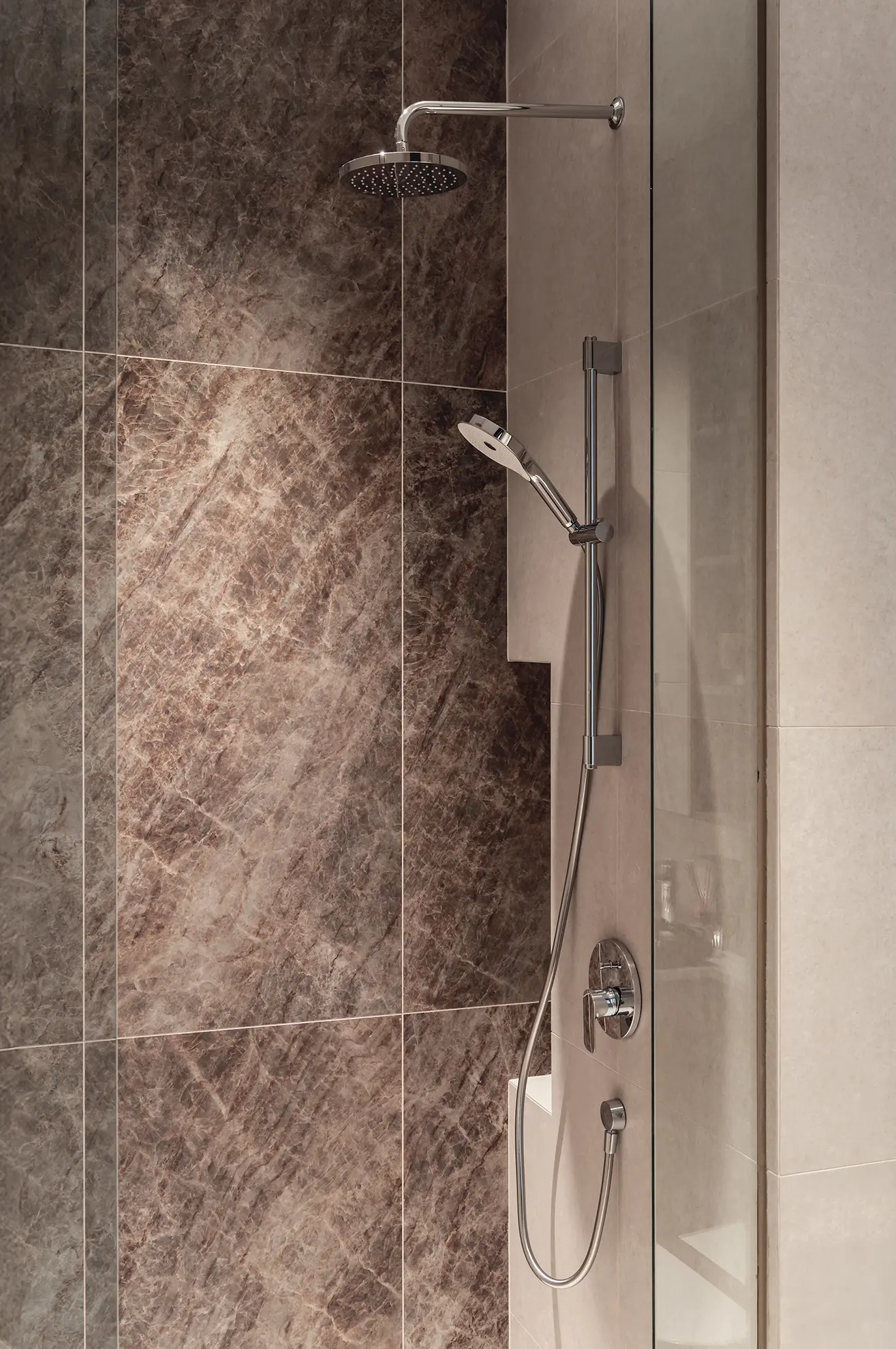 Sleek Sanitary